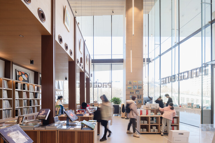 PAGEONE – Vinyl Concept POLPAS / llLab. - Interior Photography, Shelving, Glass