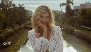 Kesha's Mother Pebe Sebert Releases Self-Titled Lost Album