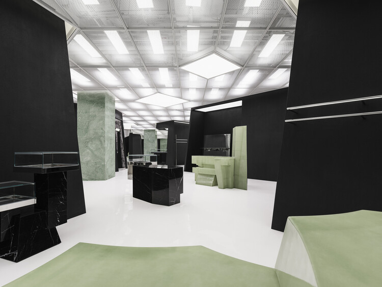 Shaping Desire: How Architects Redefine Commercial Spaces - Image 1 of 60