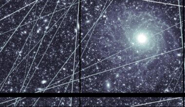 SpaceX Is Now Threatening the Hubble