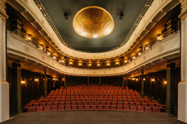 Stefan Żeromski Theatre  / WXCA - Interior Photography