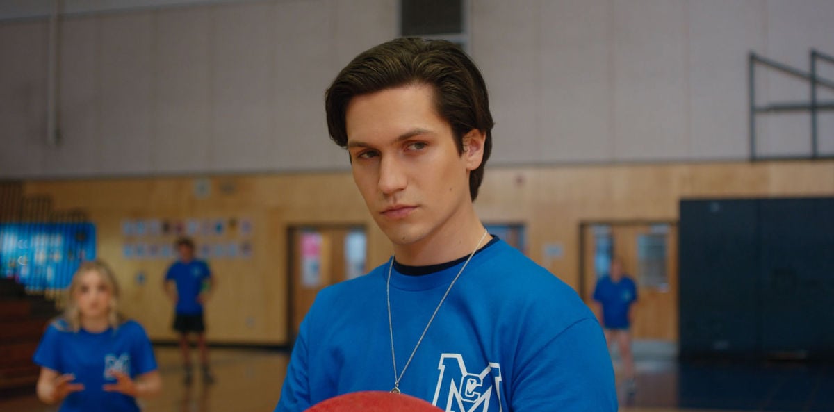 How to Lose a Popularity Contest