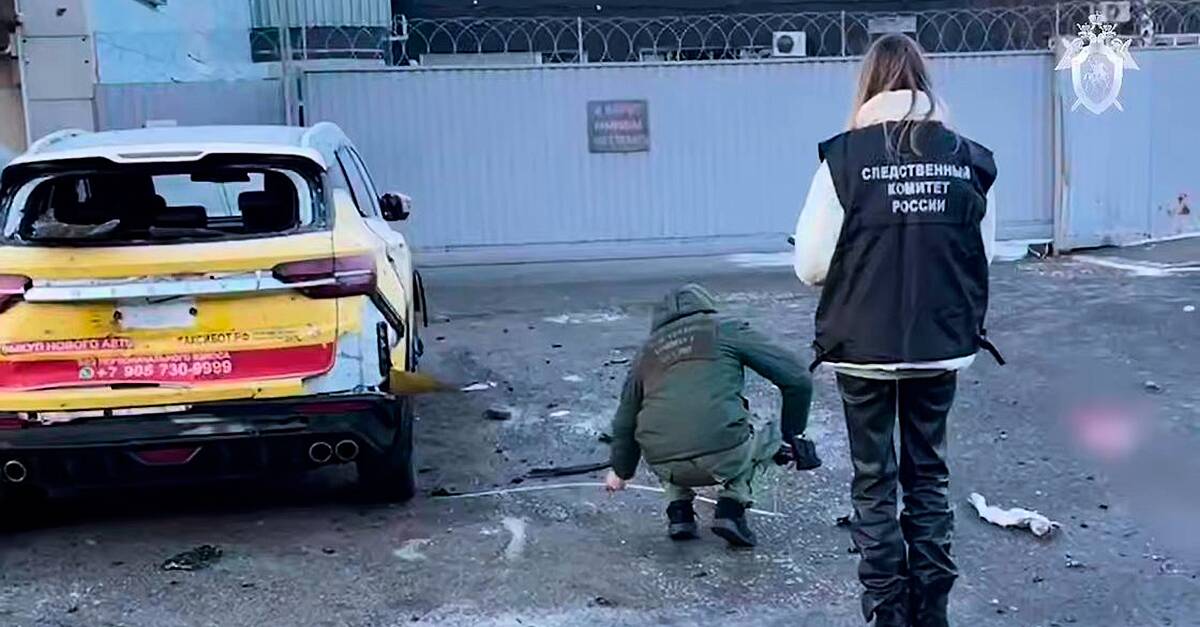 Two police officers and bystander killed in Moscow blast