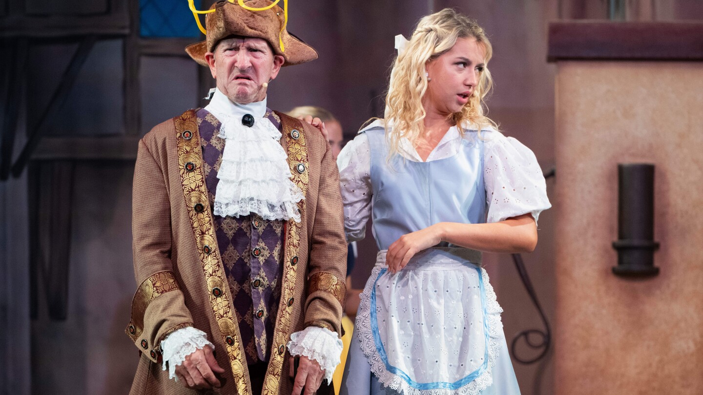 Former ski jumper Eddie the Eagle takes on new challenge as small-time actor