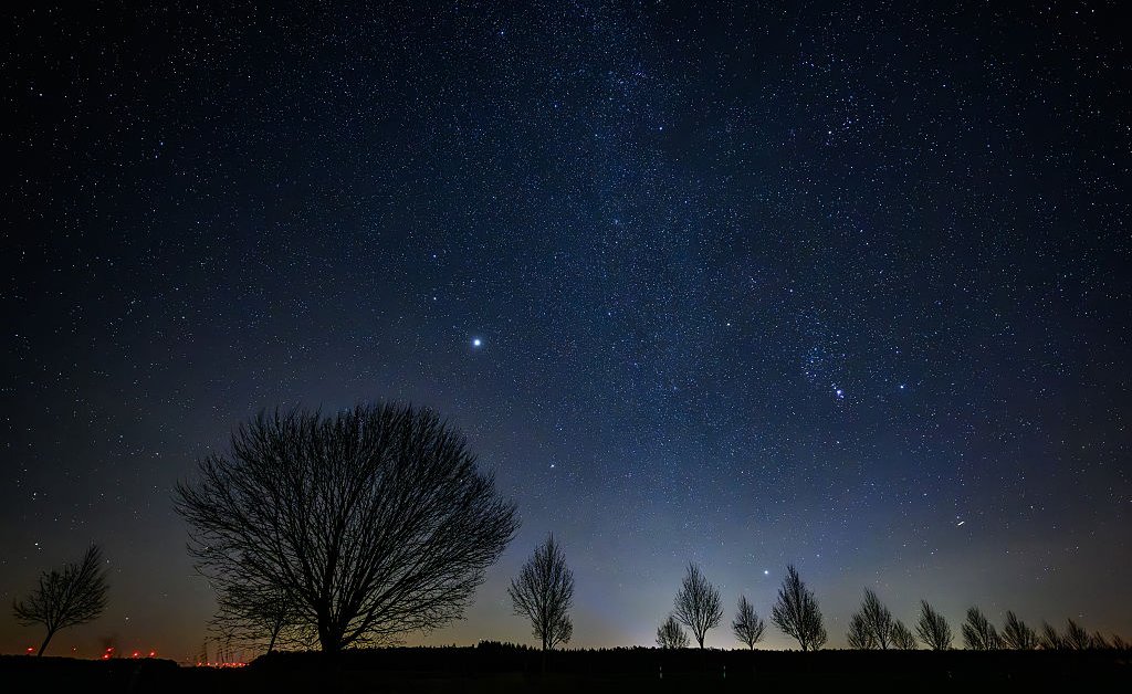 How to Watch the Last Meteor Shower of 2025