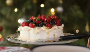 How to manage food allergies and dietary restrictions over the holidays