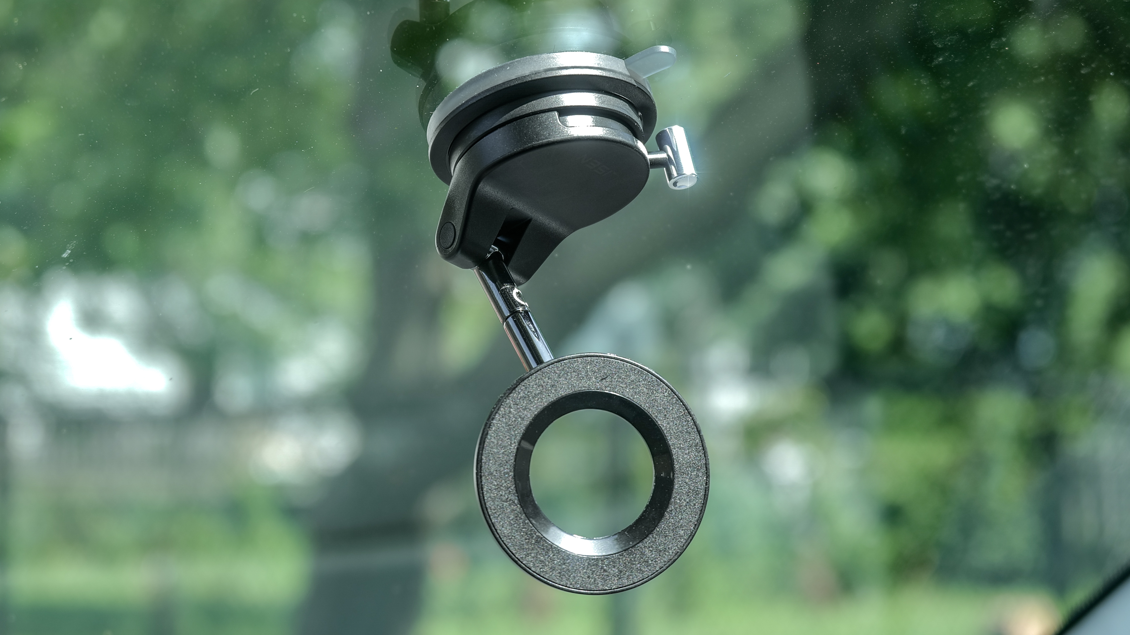 Lisen Suction Cup Phone Mount on windshield.