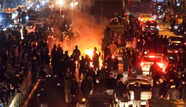 Iran denies hanging plans amid mass killing accusations