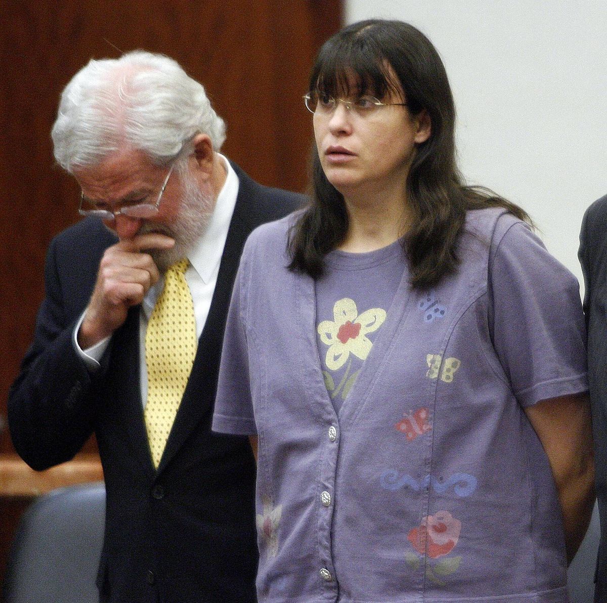 Andrea Yates (R) and her attorney George Parnham