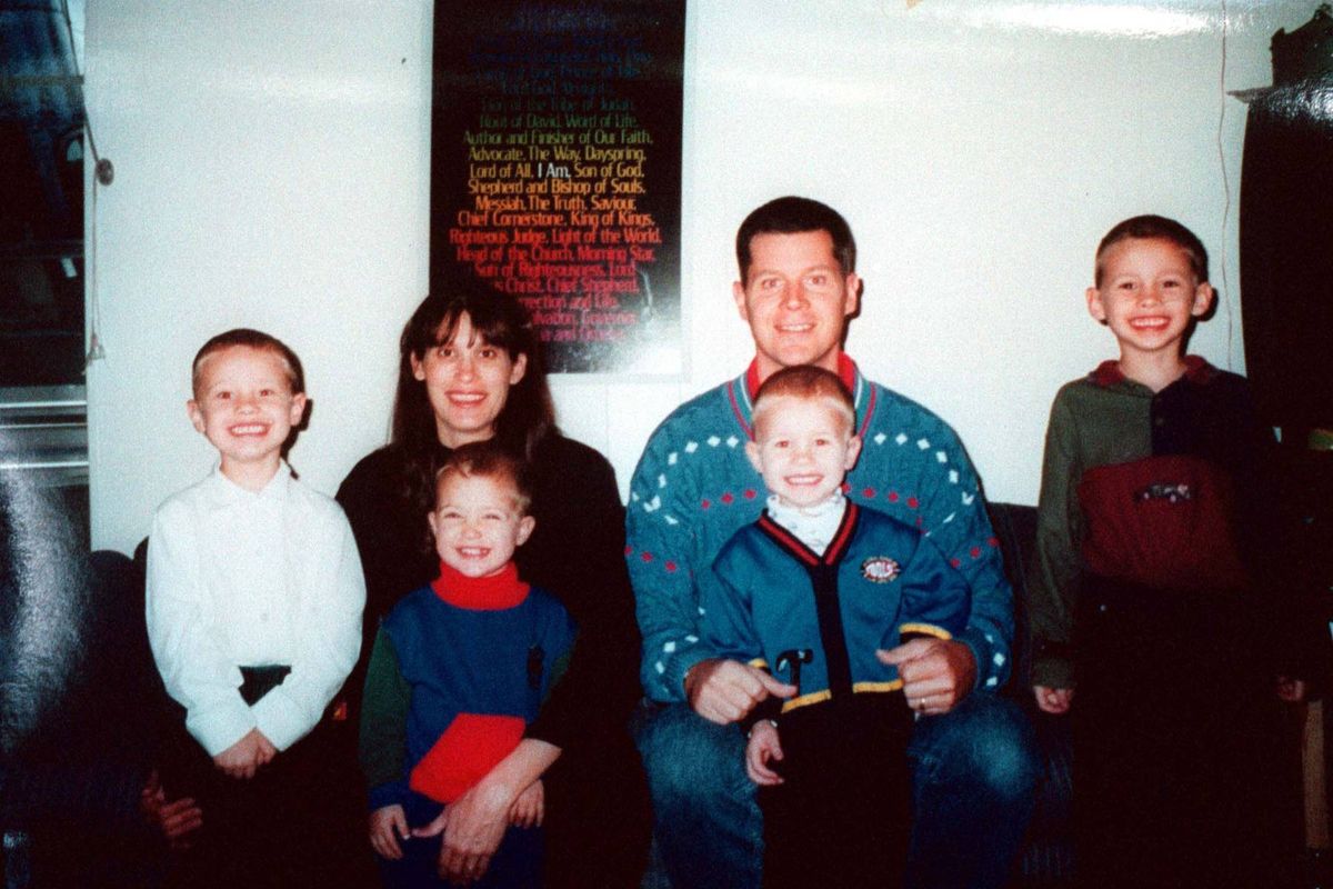 Andrea Yates with her husband, Rusty, and their five children