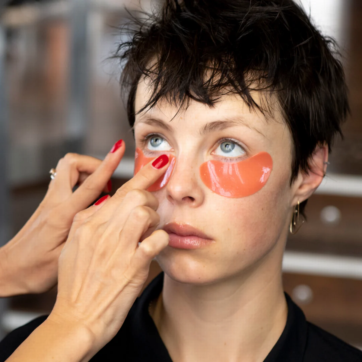 person uses rodial dragons blood eye masks