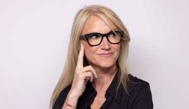 Mel Robbins Is Selling Protein Shots