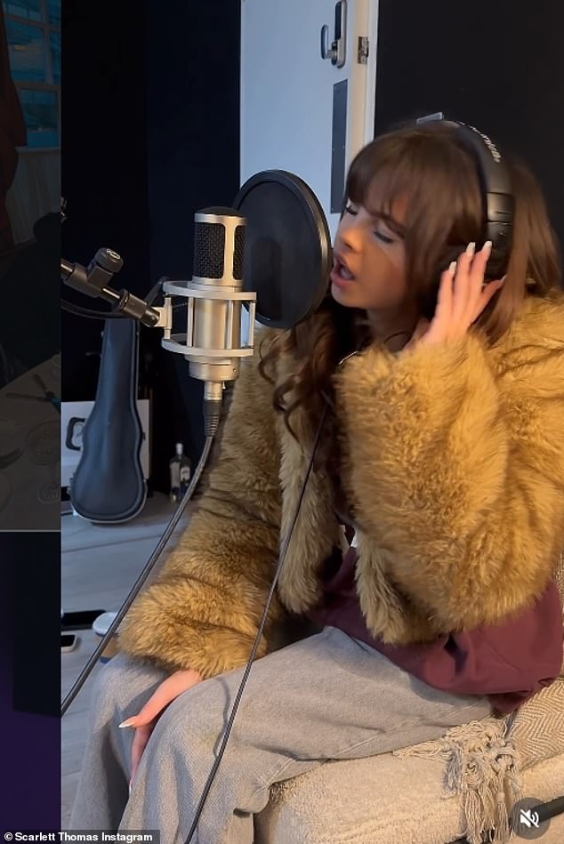 Scarlett, who Ryan shares with his ex and fellow Corrie star Tina O'Brien, often shares videos of herself singing on TikTok