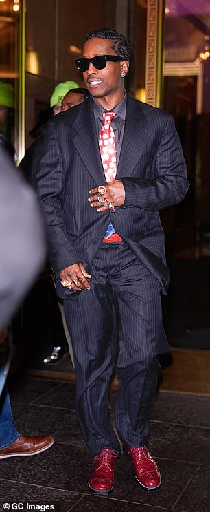 He also jokingly admitted that Rihanna did nothing to help him