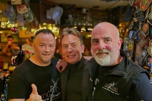 Legendary Irish snooker player spotted in Galway pub as former world champion poses with staff