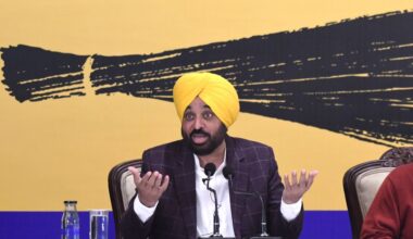 Tu Mann na Mann, Punjab is sinking deep in debt