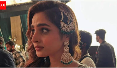 Ayesha Khan shares heartfelt gratitude as Ranveer Singh starrer Dhurandhar's hit track ‘Shararat’ with Krystal D'Souza hits 100M views: 'Surreal experience indeed' | Hindi Movie News