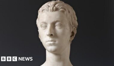 Export ban placed on £3m sculpture of Sir John Gordon