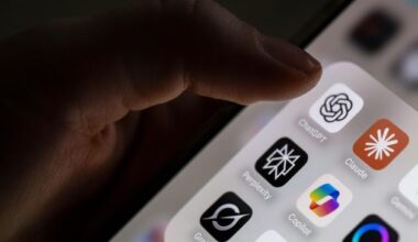 David W Higgins: How the awesome power of AI could ‘gobble’ up professionals like economists