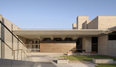 Australian War Memorial Southern Entrance and Parade Ground / Studio.SC