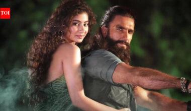 Dhurandhar Full Movie Collection: 'Dhurandhar' box office collection day 48 (LIVE): The Ranveer Singh, Akshaye Khanna starrer shatters 7th week record of 'Stree 2', slows down with Sunny Deol's 'Border 2' advance bookings picking up |