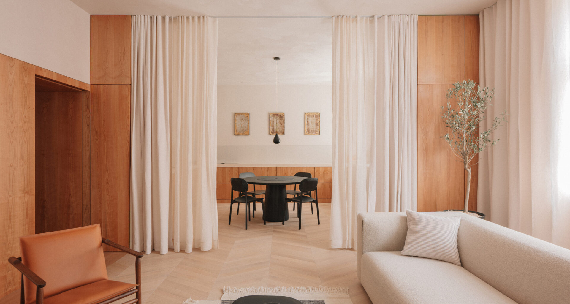 Treehouse Apartment / Projekt V Arhitektura