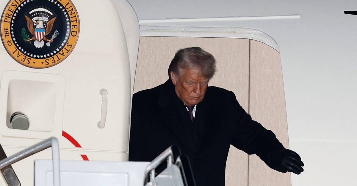 Trump threatens Canada with 100% tariffs over trade deal with China