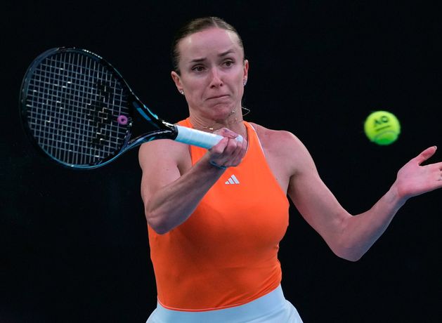Elina Svitolina and Aryna Sabalenka refuse to shake hands after Australian Open semi-final