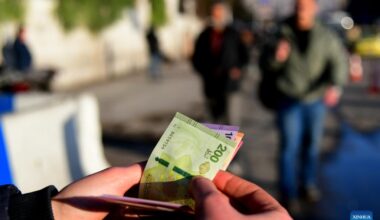 Syria begins circulating new currency following nationwide exchange process -Xinhua