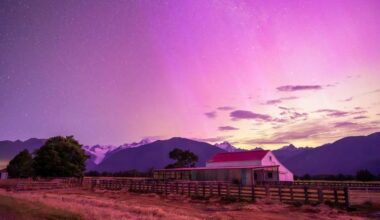 Moments of aurora in New Zealand-Xinhua