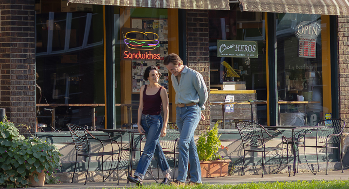 Jenny Slate and Chris Pine in Carousel