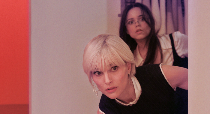 Natalie Portman and Jenna Ortega in The Gallerist