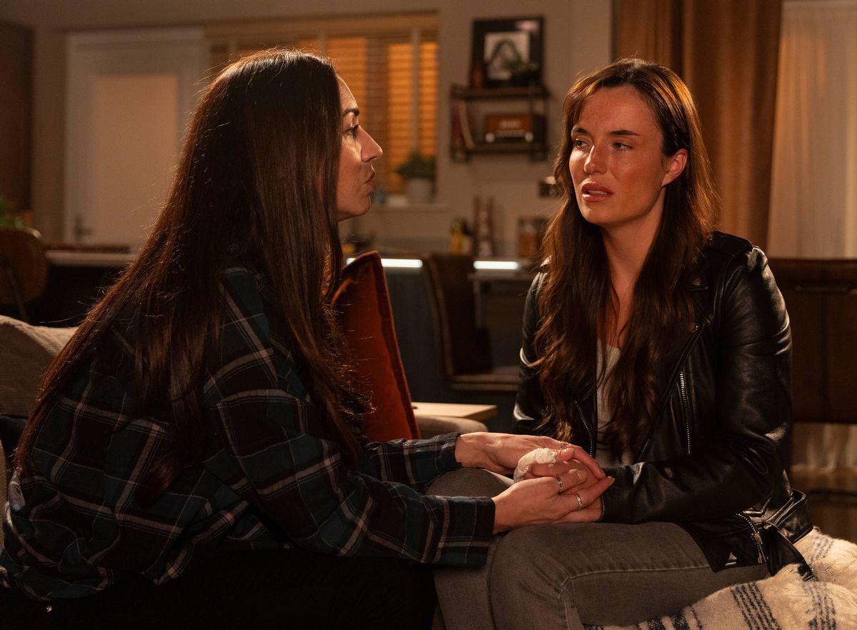 Coronation Street's Shona Platt vowed to track down her and her sister Jodie's dad