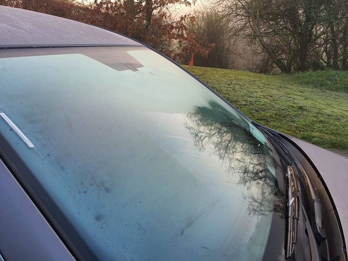 The driver was stopped for not defrosting their windscreen