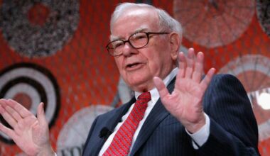 Warren Buffett said 90% of his wife's inheritance will go into this one investment, and it's not Berkshire Hathaway