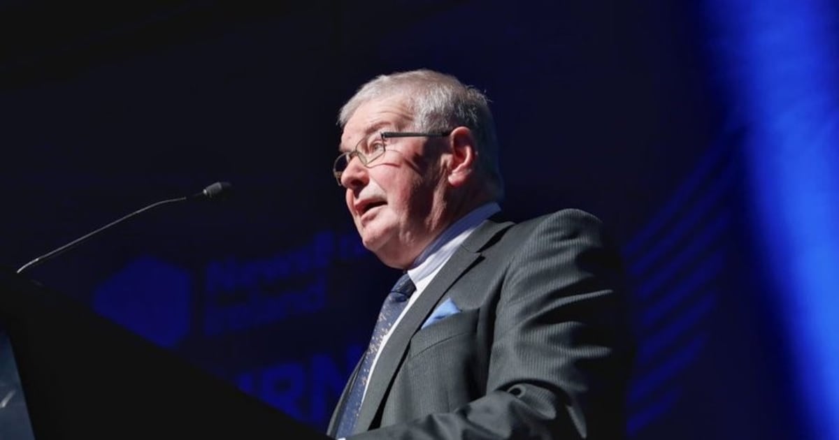 journalist and It Says in the Papers presenter on RTÉ dies – The Irish Times