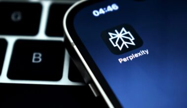 Perplexity CEO Says On-Device AI Threatens Data Centers As Industry Faces '$10 Trillion Question' — Apple, Qualcomm Positioned To Benefit