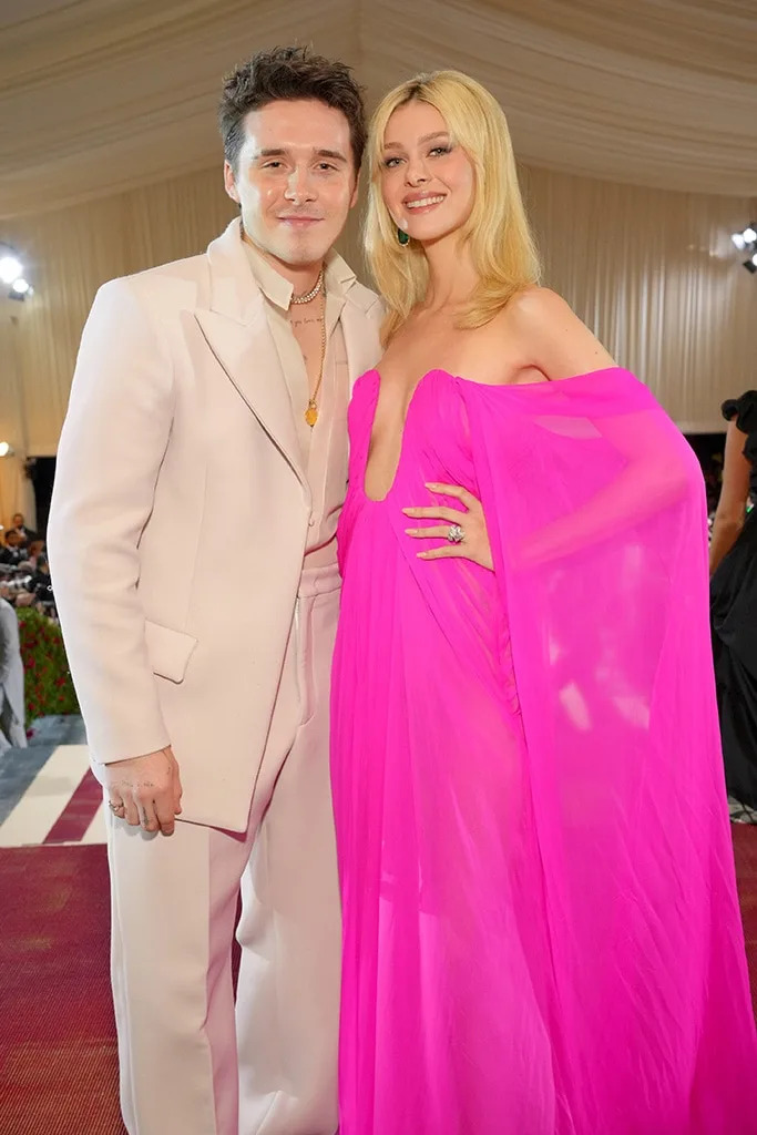 <p>Nicola Peltz Beckham Didn&rsquo;t Wear Victoria Beckham on Her Wedding Day</p>