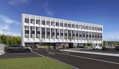 Eye clinic to be constructed at former Waterford Crystal offices, creating 22 new jobs  - News