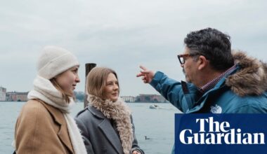 Starring role for ‘Kardashian jetty’ as Venice visitors seek peeks of Bezos wedding sites | Venice