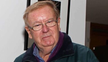 Tributes paid to John O'Shea, co-founder of Cork's Everyman Theatre