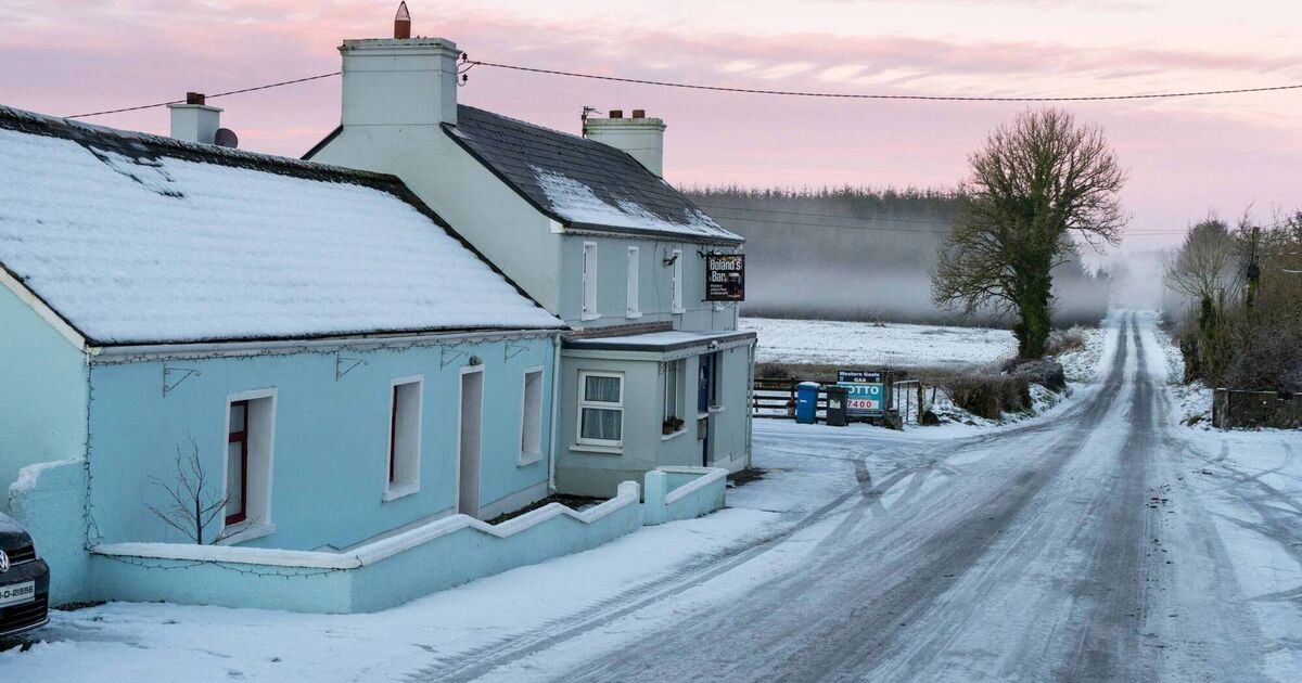 Icy conditions on Cork roads as freezing temperatures combine with recent rainfall