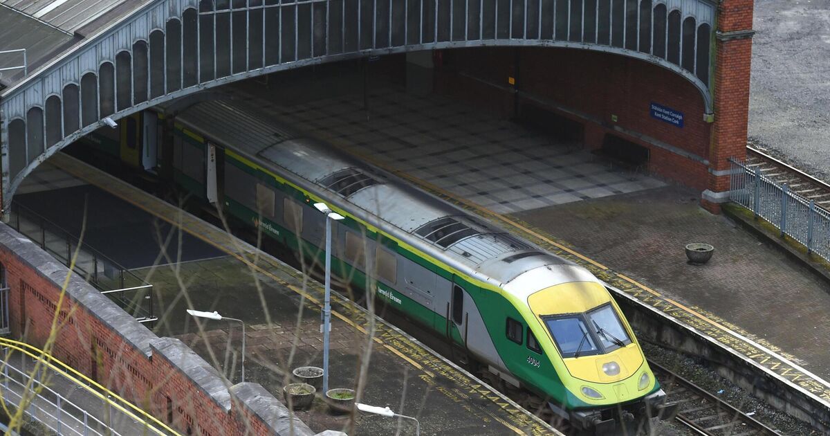 Cork man who had steak knife on train ‘for fishing’ avoids custodial sentence