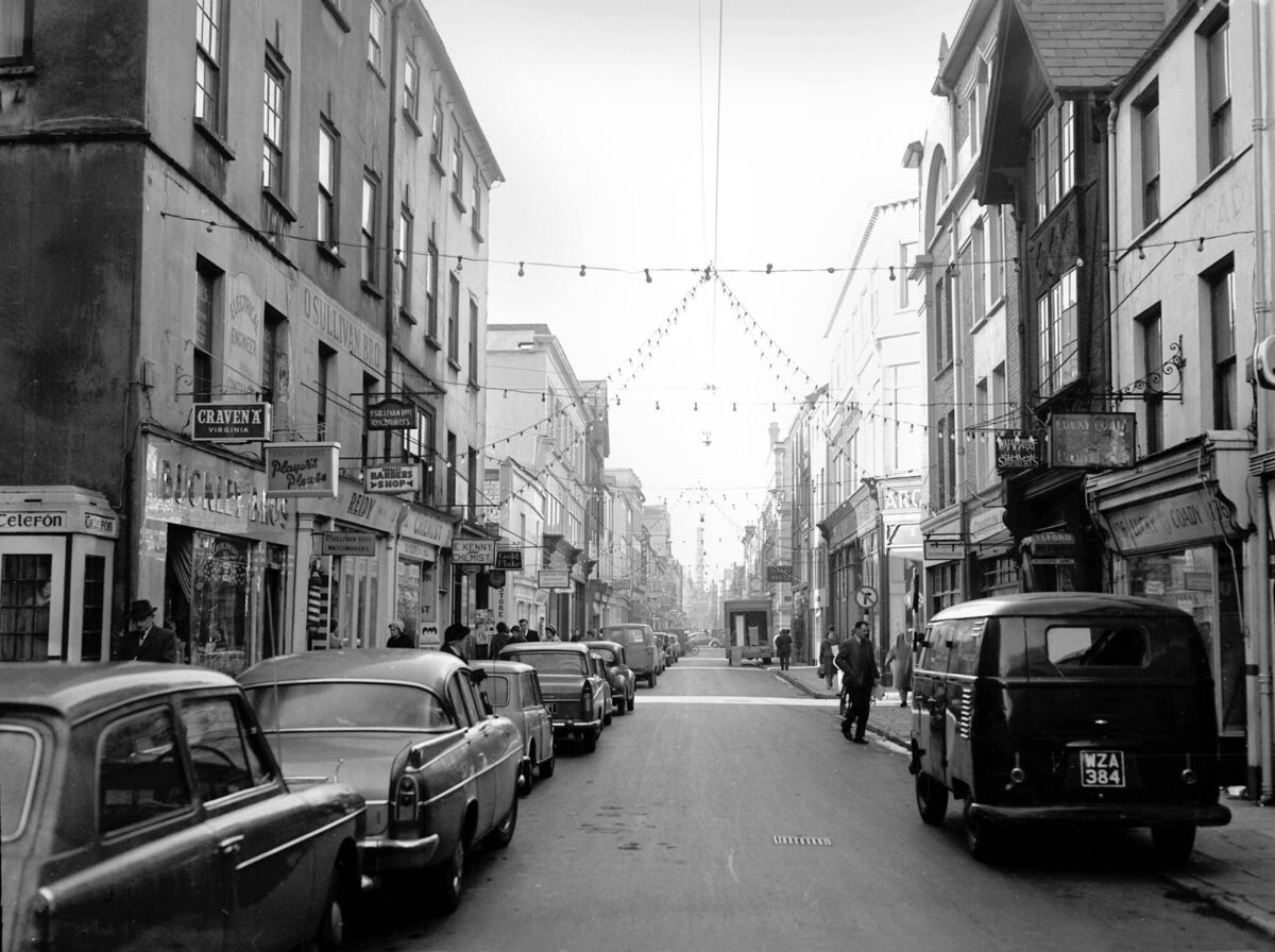 A section of Oliver Plunkett Street, Cork pictured in December 1962.