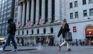 Global markets down amid economic uncertainty – The Irish Times