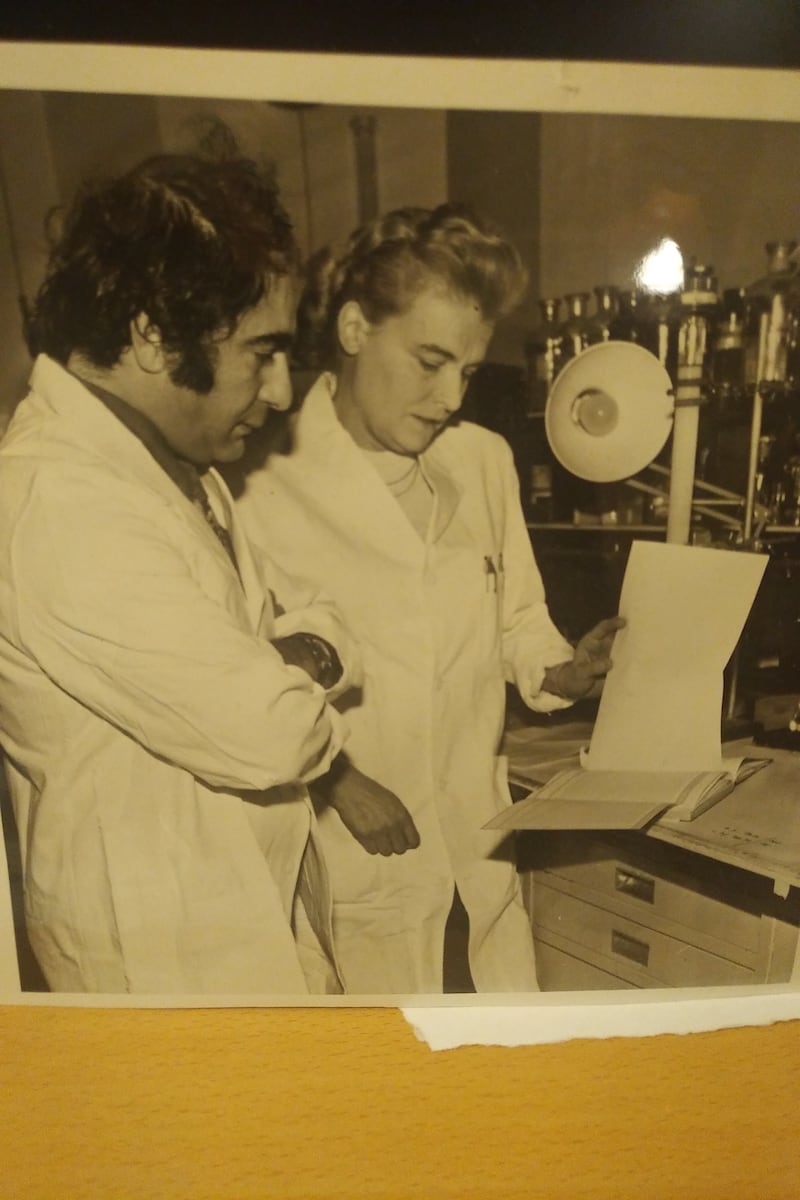 Professor Gregory Gregoriadis with Brenda Ryman in their laboratory at the Royal Free Hospital School of Medicine in 1971