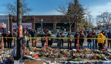 Trump sends ‘border tsar’ Tom Homan to Minnesota following Ice shooting – The Irish Times