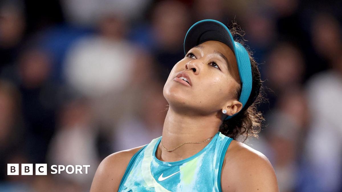 Naomi Osaka reacts