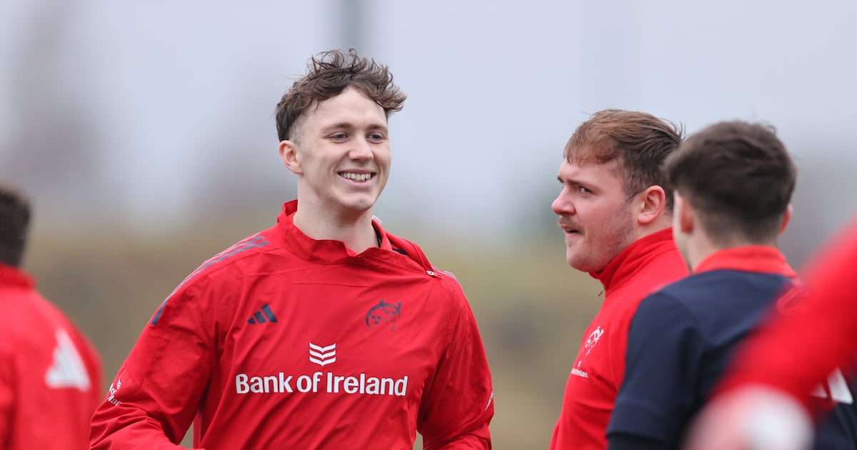 Clayton McMillan names ‘prodigious talent’ Tom Wood on the bench for Munster URC trip to Glasgow – The Irish Times