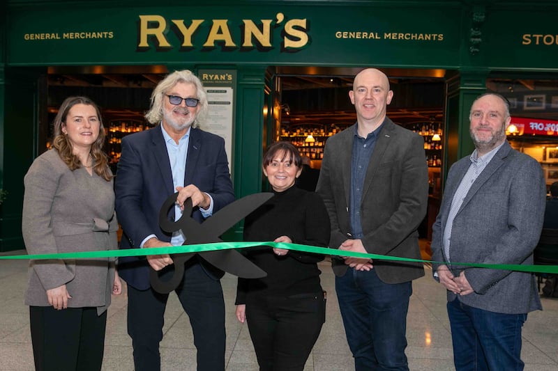 Sorcha Nic Eoin, head of commercial B2B at Dublin Airport; Michael Wright, CEO of Wright Group; Cathy Gelling, granddaughter of Mary Ryan; Ronan Fitzsimons, commercial director of Dublin Airport; and Allen Harrington, group operations director at The Wright Group, launch the pub.